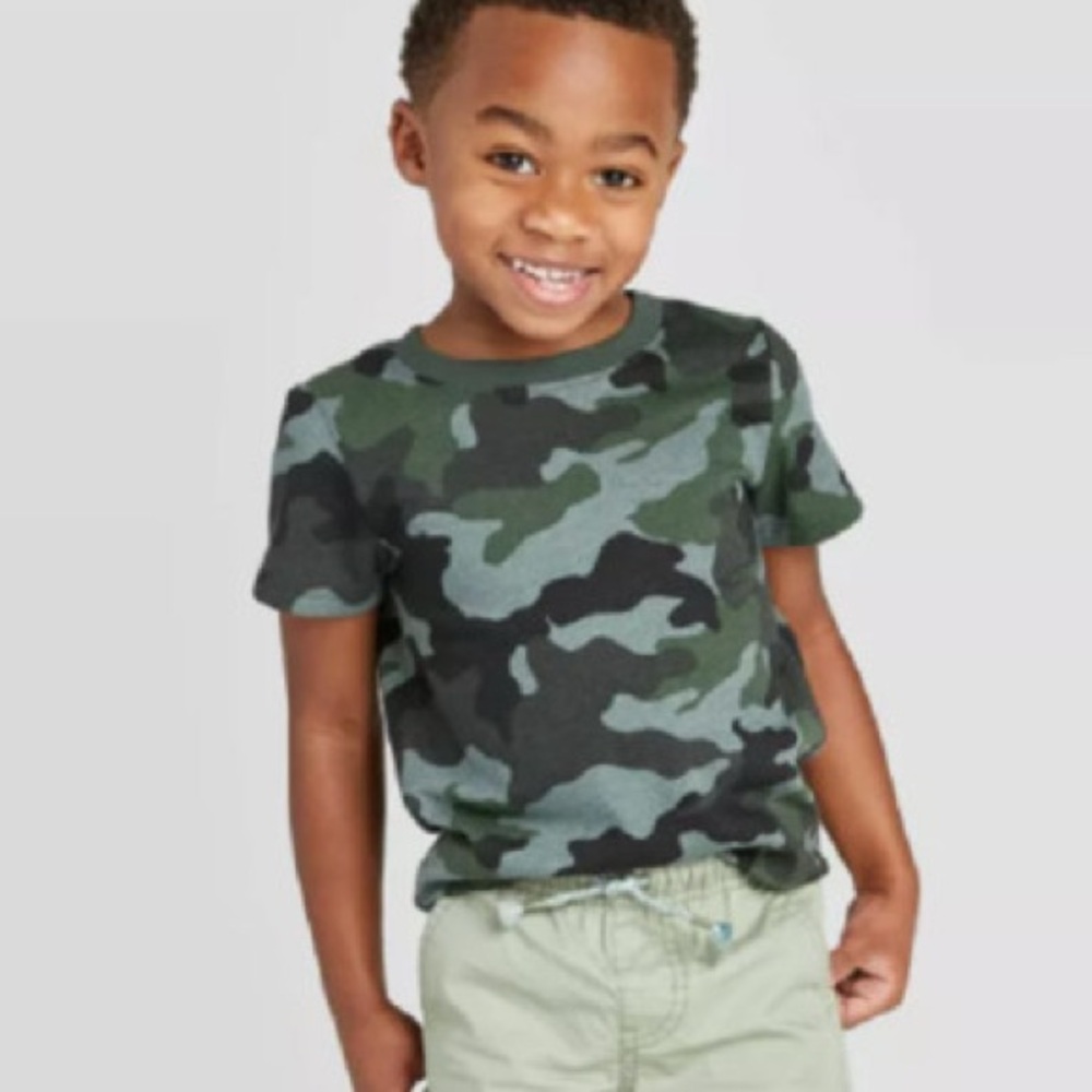 Cat & Jack Green Camouflage Short Sleeve Tee